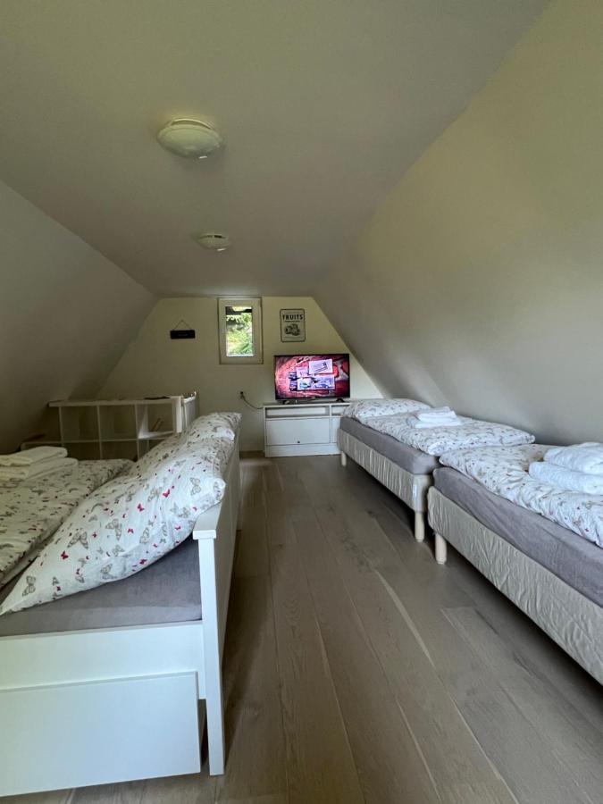 Chatka Pod Lysou Ostravice Extérieur photo